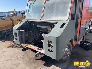 1973 3500 All-purpose Food Truck Refrigerator Nevada Gas Engine for Sale