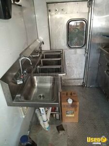 1978 Kitchen Food Truck All-purpose Food Truck Hot Water Heater Florida Gas Engine for Sale