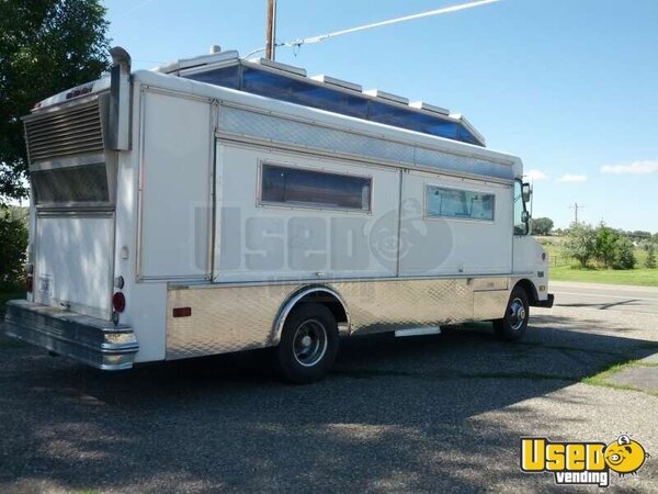 1983 Chevy P30 Aa Catering All-purpose Food Truck Montana Gas Engine for Sale