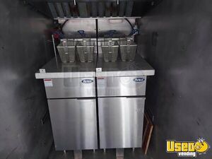 1986 F-350 Kitchen Food Truck All-purpose Food Truck Refrigerator Manitoba Gas Engine for Sale