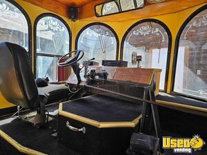 1986 Trolley Food Truck All-purpose Food Truck Flatgrill California Gas Engine for Sale