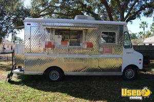 1987 Econoline Kitchen Food Truck All-purpose Food Truck Concession Window Florida Gas Engine for Sale