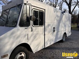 1988 P30 All-purpose Food Truck Air Conditioning Oklahoma Gas Engine for Sale