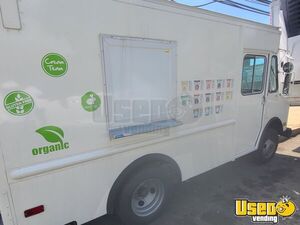 1988 P30 Ice Cream Truck Concession Window New Jersey Diesel Engine for Sale