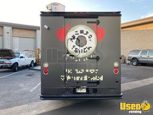 1989 P-series All-purpose Food Truck Cabinets California Gas Engine for Sale