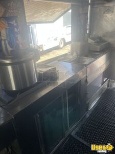 1989 P30 All-purpose Food Truck Prep Station Cooler New Jersey Gas Engine for Sale