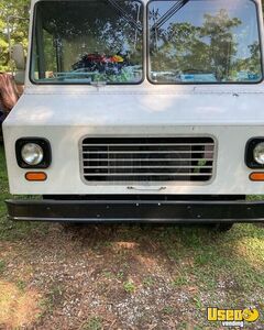 1990 350 P30 Step Van All-purpose Food Truck Stainless Steel Wall Covers Georgia Gas Engine for Sale