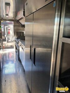 1990 Kitchen Food Truck All-purpose Food Truck Prep Station Cooler California Gas Engine for Sale