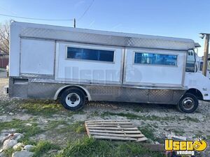 1990 P30 All-purpose Food Truck All-purpose Food Truck Concession Window Texas Gas Engine for Sale