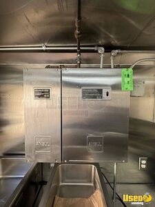 1993 Chassis All-purpose Food Truck Stovetop Colorado Diesel Engine for Sale