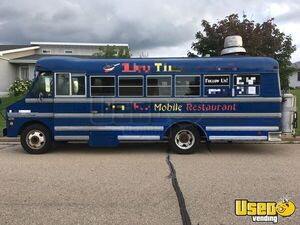 1993 Short School Bus All-purpose Food Truck Concession Window Wisconsin Gas Engine for Sale