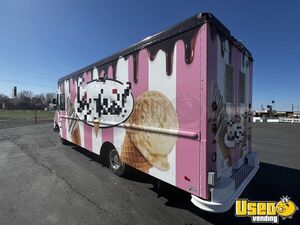 1995 P30 Ice Cream Truck Air Conditioning Montana Diesel Engine for Sale