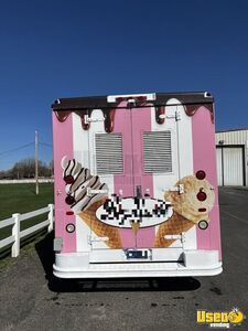 1995 P30 Ice Cream Truck Backup Camera Montana Diesel Engine for Sale