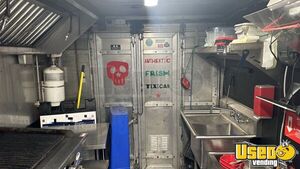 1995 P30 Kitchen Food Truck Taco Food Truck Reach-in Upright Cooler South Carolina Diesel Engine for Sale