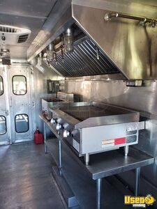 1997 All-purpose Food Truck All-purpose Food Truck Spare Tire Texas Diesel Engine for Sale