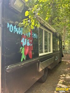 1997 P30 All-purpose Food Truck Air Conditioning Georgia Diesel Engine for Sale