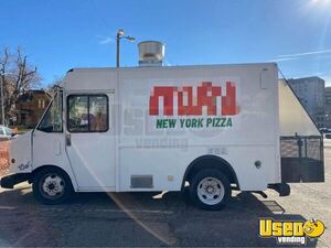 1997 P30 Pizza Food Truck Concession Window Colorado for Sale