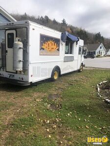 1997 P32 All-purpose Food Truck Vermont Diesel Engine for Sale