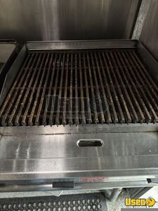1999 Chassis All-purpose Food Truck Hand-washing Sink Connecticut Gas Engine for Sale