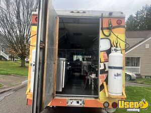 1999 Food Truck All-purpose Food Truck Refrigerator Ohio Diesel Engine for Sale