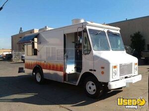 1999 Grumman Olson P30 Workhorse Chassis All-purpose Food Truck Indiana Gas Engine for Sale