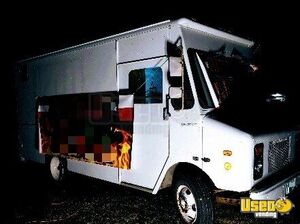 1999 P30 Stepvan Pizza Food Truck Pizza Food Truck Pizza Oven Texas for Sale