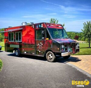 1999 P90 Kitchen Food Truck All-purpose Food Truck Pennsylvania Gas Engine for Sale