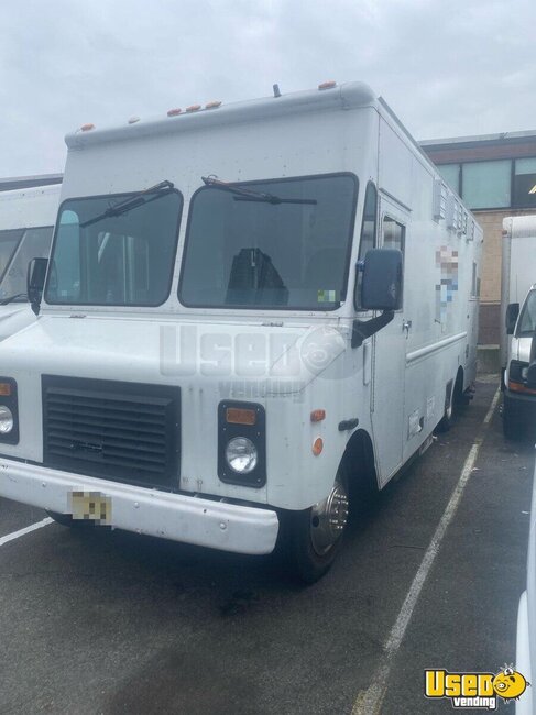 1999 Workhorse All-purpose Food Truck New York Gas Engine for Sale