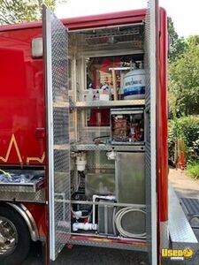 2000 E-450 Van Kitchen Food Truck All-purpose Food Truck Prep Station Cooler Maryland Diesel Engine for Sale