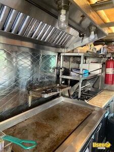2000 Mt45 Kitchen Food Truck All-purpose Food Truck Exterior Customer Counter Florida Diesel Engine for Sale