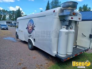 2001 Ctv All-purpose Food Truck Stainless Steel Wall Covers Ontario Diesel Engine for Sale