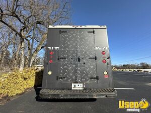 2001 P42 All-purpose Food Truck Warming Cabinet Ohio Diesel Engine for Sale