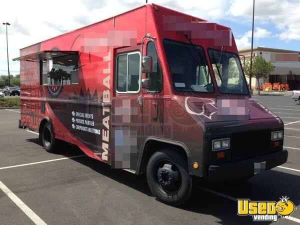 2002 Chevy Workhorse All-purpose Food Truck California Gas Engine for Sale