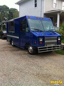 2002 Gmc Workhorse Gas V8 All-purpose Food Truck Connecticut Gas Engine for Sale