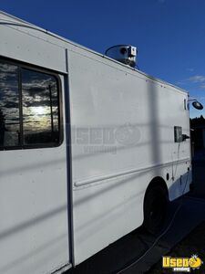 2002 P42 All-purpose Food Truck Awning Washington Diesel Engine for Sale