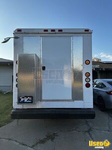2002 P42 All-purpose Food Truck Shore Power Cord Washington Diesel Engine for Sale