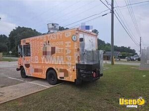 2002 P42 All-purpose Food Truck Stainless Steel Wall Covers Georgia Diesel Engine for Sale