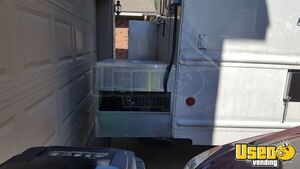 2002 Workhorse Step Van Kitchen Food Truck All-purpose Food Truck Breaker Panel Texas Gas Engine for Sale