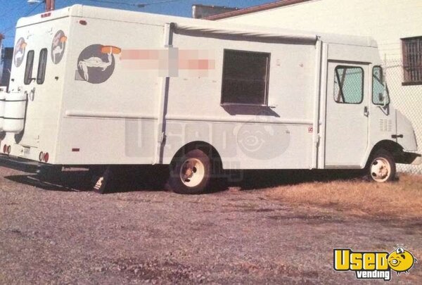 2003 Chevy Grumman All-purpose Food Truck Pennsylvania Gas Engine for Sale