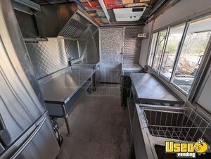 2003 P42 All-purpose Food Truck Awning Missouri Diesel Engine for Sale