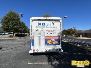 2004 P42 All-purpose Food Truck Insulated Walls South Carolina Gas Engine for Sale
