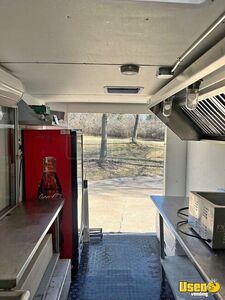 2004 P42 All-purpose Food Truck Shore Power Cord Missouri Gas Engine for Sale