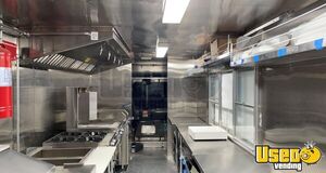 2004 Utilimaster Step Van Kitchen Food Truck All-purpose Food Truck Generator Colorado Diesel Engine for Sale