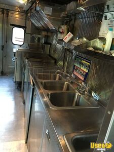 2005 Mt45 All-purpose Food Truck Propane Tank New Hampshire Diesel Engine for Sale