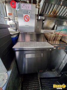 2005 Workhorse P30 Step Van Kitchen Food Truck All-purpose Food Truck Steam Table Virginia Gas Engine for Sale