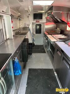 2006 E450 Kitchen Food Truck All-purpose Food Truck Stainless Steel Wall Covers California Gas Engine for Sale