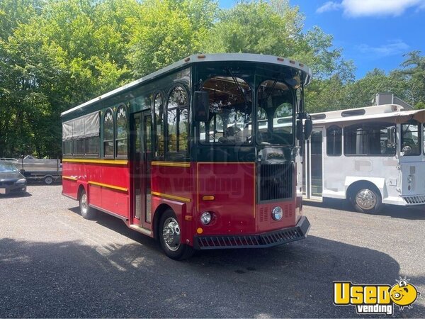 2007 Trolley Bus Trams & Trolley Massachusetts Gas Engine for Sale