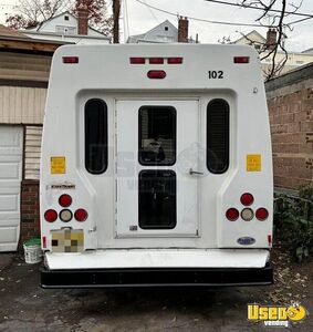2008 E-450 Mobile Barbershop Truck Mobile Hair & Nail Salon Truck Shore Power Cord New Jersey Gas Engine for Sale