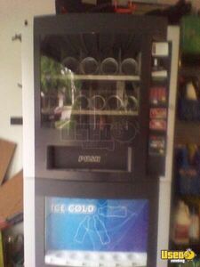 2010 800/850 Soda Vending Machines Illinois for Sale