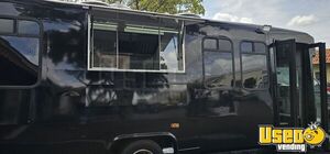 2011 E450 Kitchen Food Truck All-purpose Food Truck Exterior Customer Counter Florida Gas Engine for Sale